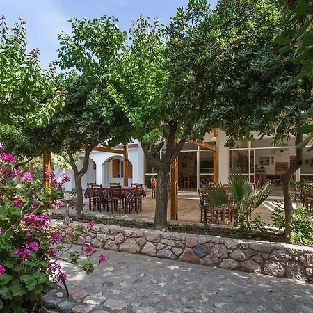 Ta Ambelakia * Monemvasía