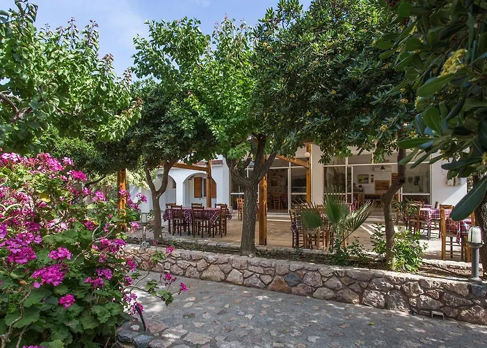 Ta Ambelakia * Monemvasía